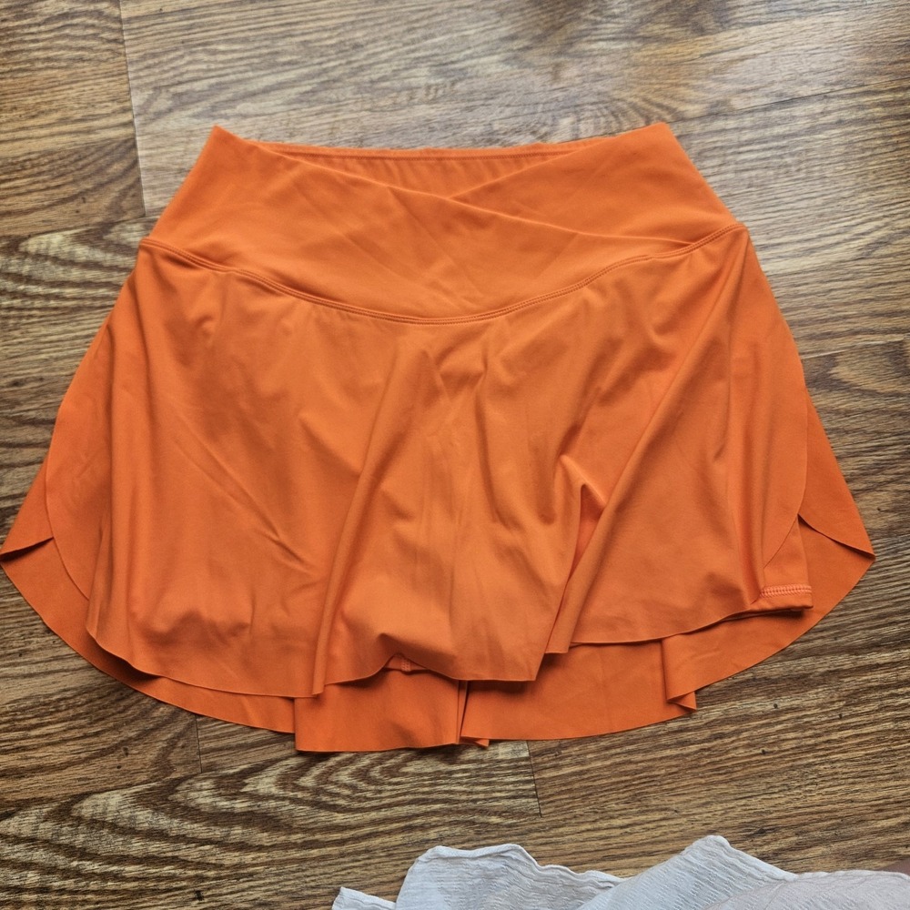 Halara Soft Crossover Neon Orange 2-in-1 Tennis Skirt Skort Size L Flowy Stretch